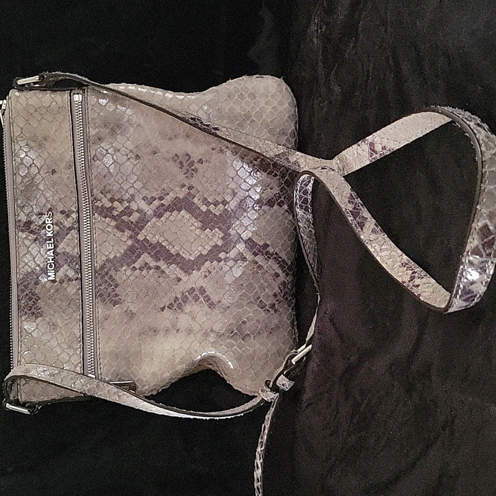 MICHAEL KORS Grey Snakeskin Crossbody Bag.